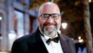 صورة تقلق جمهور بيومي فؤاد.. مستشفى وكسور وجبس