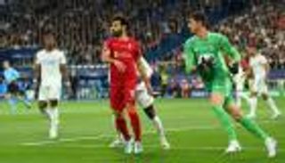 بذكريات ريال مدريد.. جهاز كهربائي يتتبع مخ محمد صلاح (صورة)