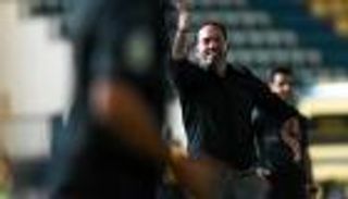 "ماذا أفعل؟".. ريكاردو سواريس يستغيث بسبب أداء الأهلي