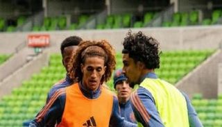 زيدان إقبال والمجبري