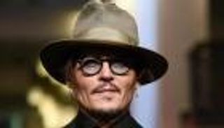 جوني ديب يجني 3.5 مليون دولار من رسوم نفذها بالكمبيوتر