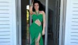 صور ميرهان حسين.. "كيم كارداشيان العرب في إطلالة عارية"