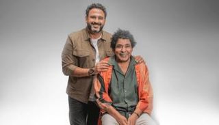 أكرم حسني ومحمد منير