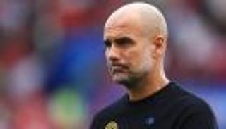 "لا داعي للقلق".. جوارديولا يرسخ أقدام مانشستر سيتي أمام عاصفة ليفربول