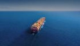 40 يوماً بلا أكل أو شرب.. صمود فريد من إسبانيا إلى بنما (صور)