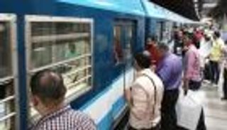 الحكومة المصرية ترجئ رفع أسعار تذاكر مترو الأنفاق 