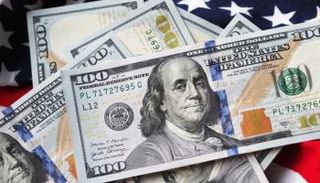 أسعار الفائدة والدولار.. هل اقترب الاقتصاد العالمي من 