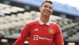 الأعلى والأقل أجرا بالدوري الإنجليزي.. يوم رونالدو يساوي 3 سنوات لزيمورا