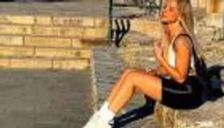 ريم مصطفى في إيطاليا.. إطلالة جريئة تخطف الأنظار (صور)