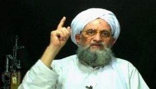 لقطة من شريط فيديو تظهر زعيم القاعدة أيمن الظواهري