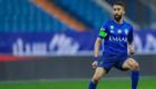 برشلونة يمنح قميصه إلى سلمان الفرج.. ما القصة؟