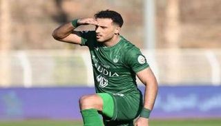 عمرو السومة بقميص الأهلي