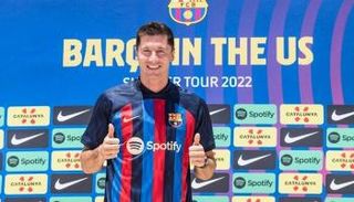 انتقال ليفاندوفسكي إلى برشلونة أبرز صفقات الميركاتو الصيفي 2022