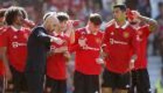 "غير مقبول".. تين هاج يوجه أول رسالة تحذير إلى كريستيانو رونالدو