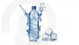 شرب الماء المثلج في الحر.. 9 مخاطر صحية (إنفوجراف)