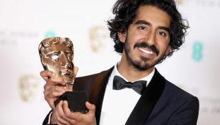 الممثل البريطاني ديف باتيل