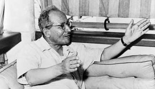 مرشد الإخوان الأسبق حسن الهضيبي