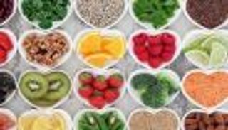 مرضى البواسير.. قائمة أغذية تزيد المتاعب