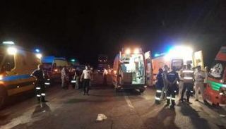 سيارات الإسعاف في موقع الحادث