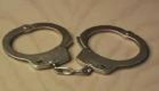 "قبَّل فتاة واحتضنها بالإكراه".. حكم قضائي بسجن شاب مصري 3 سنوات