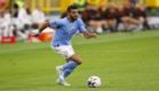 بعد ثلاثية ليفربول.. هل يغيب رياض محرز عن انطلاقة الدوري الإنجليزي؟