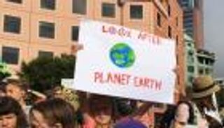 نيوزيلندا تجلي سكان المدن الساحلية.. استعدادات غير عادية لـ"غضب المناخ"