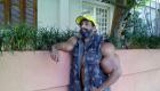 بطل قتله الزيت.. من هو فالدير سيجاتو لاعب كمال الأجسام الراحل؟