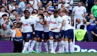 فريق توتنهام 