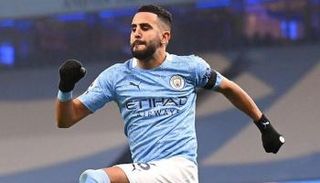 رياض محرز لاعب مانشستر سيتي الإنجليزي