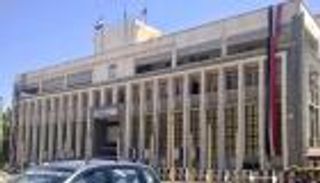 بعد وصول الدولار إلى 1190 ريالا.. "المركزي اليمني" يتدخل لإنقاذ العملة