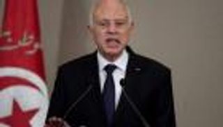 نقرضهم العقول.. "قصف جبهة" تونسي للغرب بشأن الهجرة