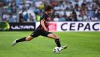 بين الجزائر وفرنسا.. ياسين عدلي يحسم مستقبله الدولي