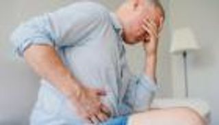 الفشل الكبدي الحاد والمزمن.. 11 علامة تحذيرية لا تتجاهلها