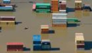 سلاسل الإمدادات.. التغير المناخي يعمق أزمة صناعة التوريد العالمية