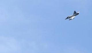 طائرة تابعة للقوات الجوية التايوانية في قاعدة هسينشو الجوية - رويترز