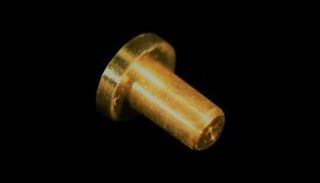 دبوس الذهب الخالص