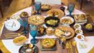 بعد إغلاق مطعمه.. صاحب منتجع بالمغرب يحضر الأكل لزبائنه قرب مرحاض