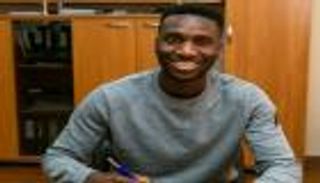 الصفقة الـ14.. من هو ويلسون مهاجم الرجاء المغربي الجديد؟