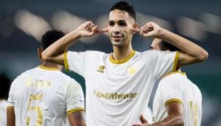بدر بانون مدافع قطر