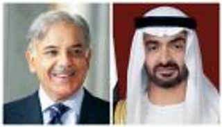 محمد بن زايد يتلقى اتصالاً هاتفياً من رئيس الوزراء الباكستاني
