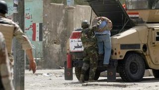 عنصر من تنظيم داعش في قبضة القوات العراقية