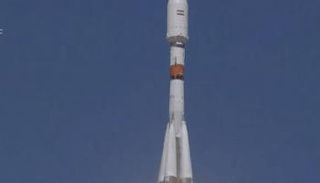 صاروخ حامل القمر الصناعي 