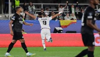 كريم بنزيما مهاجم ريال مدريد ومنتخب فرنسا