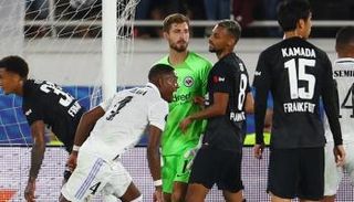 ديفيد ألابا نجم ريال مدريد ضد فرانكفورت