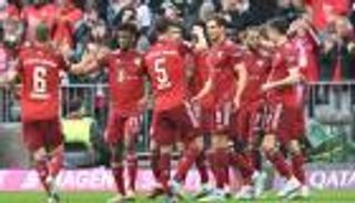 دوري أبطال أوروبا.. بايرن ميونخ يواجه خصومه بقميص الأهلي المصري (صور)