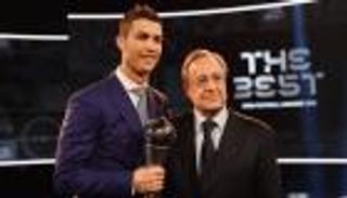 رئيس ريال مدريد يسخر من رونالدو "العجوز".. وشقيقته ترد