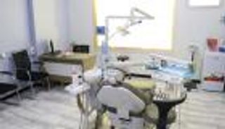 صدمة في العراق.. سقوط طبيب أسنان مزيف "غير حاصل على الابتدائية"