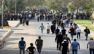 العراقيون يتوافدون للمشاركة في المظاهرة