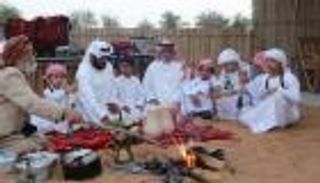 السنع الإماراتي في المناهج التعليمية.. إرث الأجداد يعزز الهوية الوطنية