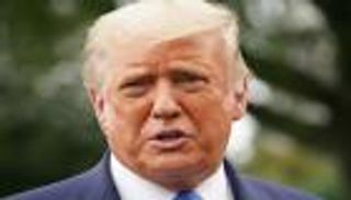 قاضٍ يأمر بنشر مذكرة تفتيش منزل ترامب.. وتحقيق في خرق قانون "التجسس"